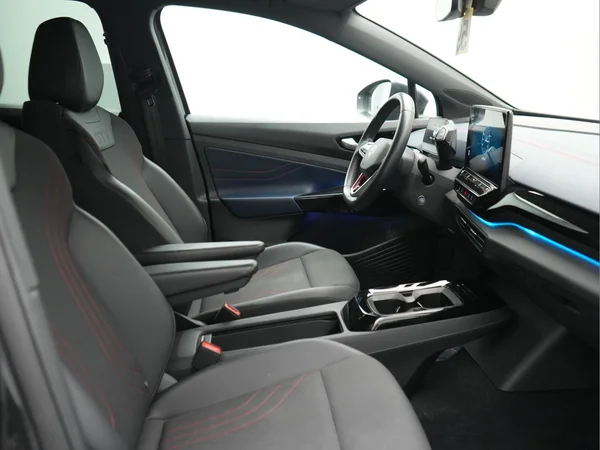 VOLKSWAGEN ID.4 (2021) — foto 2 van 49