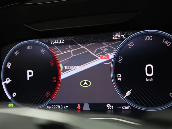 Škoda Superb (2022) — foto 25 van 47