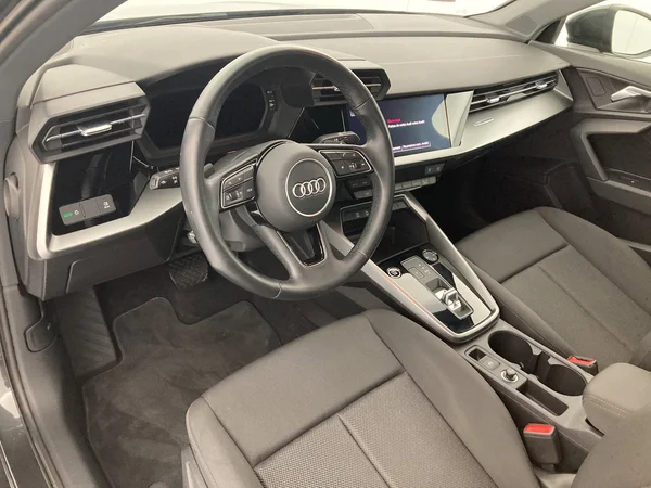 AUDI A3 Sedan (2021) — foto 13 van 27