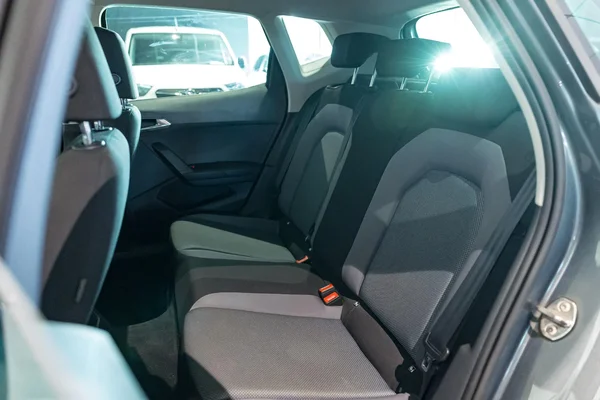 SEAT Arona (2018) — foto 7 van 32