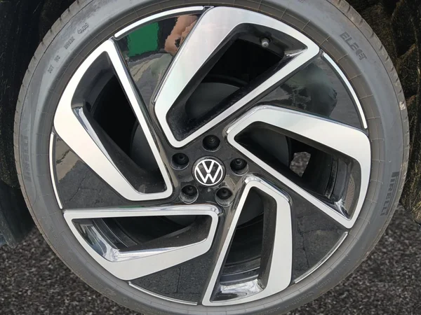 VOLKSWAGEN ID.7 Tourer (2026) — foto 11 van 12
