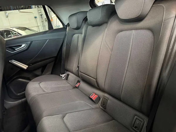Audi Q2 (2018) — foto 13 van 15