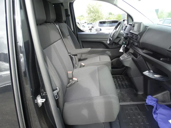 Peugeot Expert (2026) — foto 14 van 15