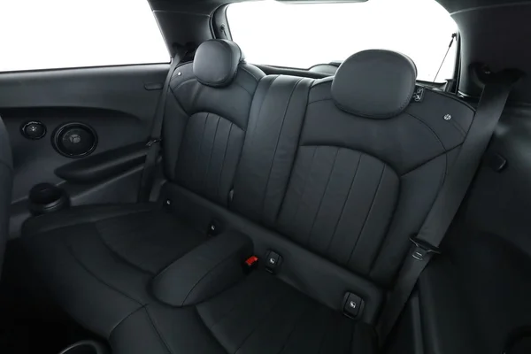 MINI Mini (2021) — foto 7 van 18