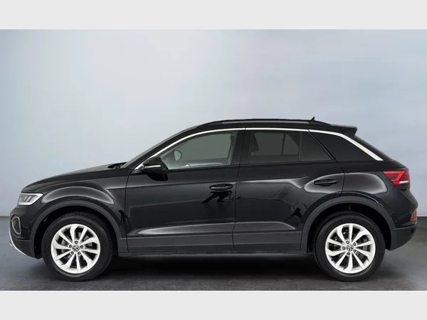 Volkswagen T-Roc (2024) — foto 10 van 15