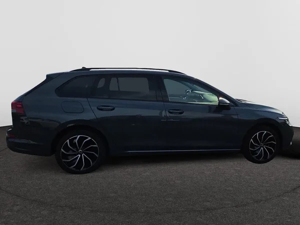 VOLKSWAGEN Golf VIII SW (2023) — foto 21 van 24