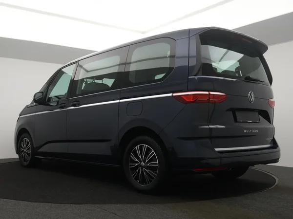 Volkswagen Multivan (2025) — foto 25 van 29