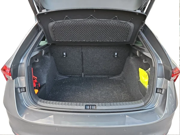 SKODA Scala (2024) — foto 7 van 23