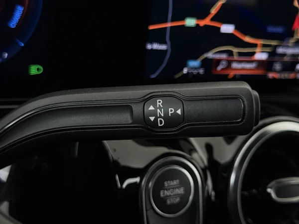 MERCEDES GLA 250 (2022) — foto 4 van 32
