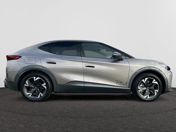 CUPRA Tavascan (2024) — foto 10 van 13