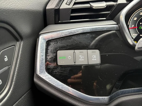 AUDI Q3 Sportback (2024) — foto 7 van 21