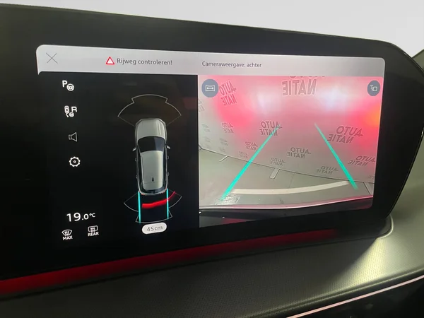 AUDI Q3 SUV e-hybrid (PHEV) (2025) — foto 4 van 15