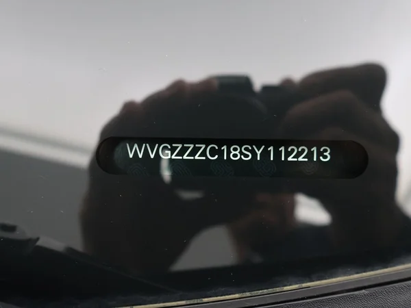VOLKSWAGEN T-Cross (2025) — foto 25 van 26