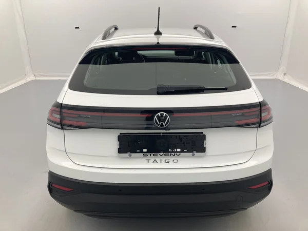 VOLKSWAGEN Taigo (2023) — foto 5 van 36