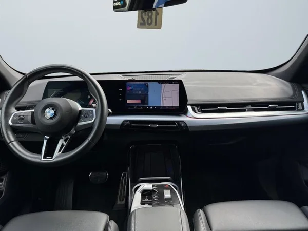 BMW X1 (U11) (2024) — foto 8 van 32