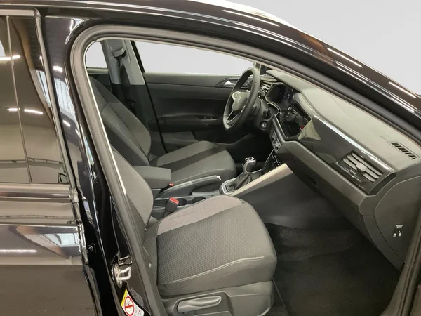 VOLKSWAGEN Polo (2025) — foto 14 van 22