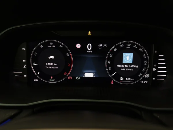 SKODA Octavia Combi (2024) — foto 5 van 20