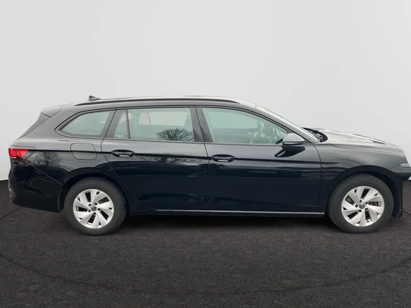 VOLKSWAGEN Passat SW (2024) — foto 25 van 25