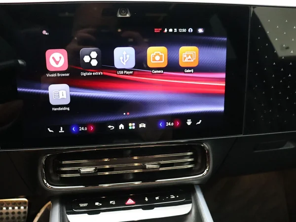 Mercedes-Benz CLA (2025) — foto 19 van 32