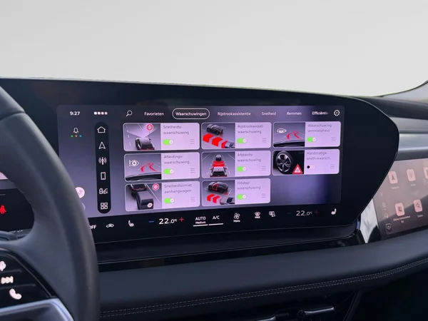 AUDI Q6 e-tron (2026) — foto 19 van 20