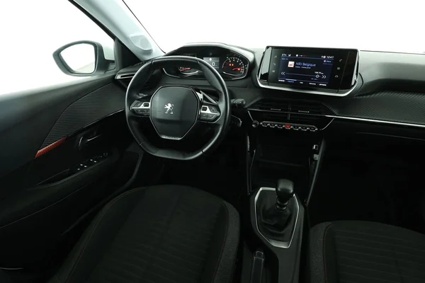 Peugeot 208 (2021) — foto 4 van 16