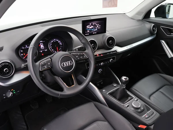AUDI Q2 (2017) — foto 9 van 27