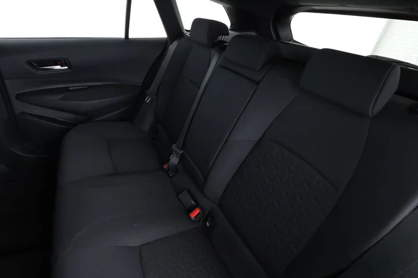 Suzuki Swace (2022) — foto 5 van 16