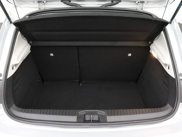 RENAULT Clio (2020) — foto 8 van 26