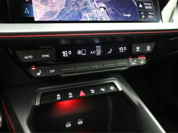 AUDI A3 Sportback (2025) — foto 11 van 21