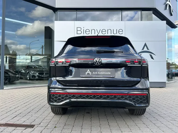 Volkswagen Tiguan (2024) — foto 26 van 30