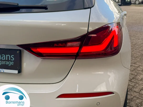 BMW 116 (2023) — foto 40 van 44
