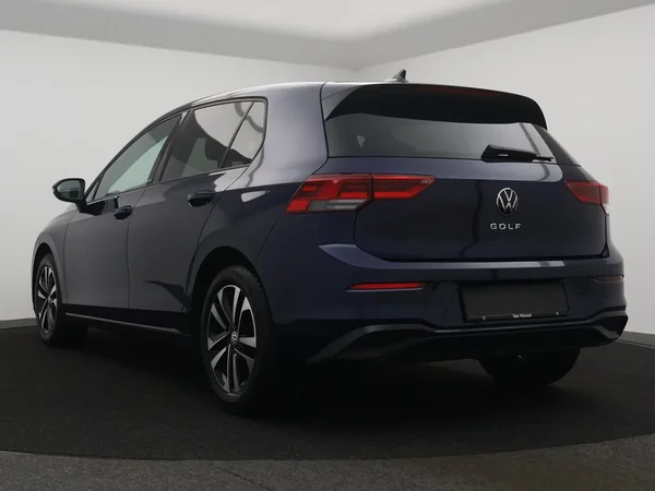 Volkswagen Golf (2021) — foto 19 van 28
