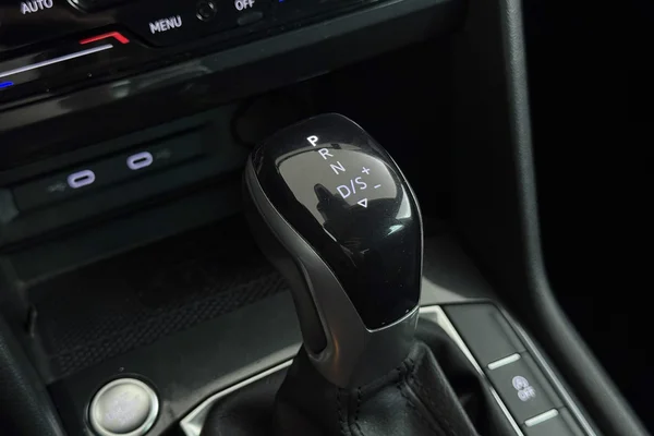 Volkswagen Tiguan (2022) — foto 13 van 37
