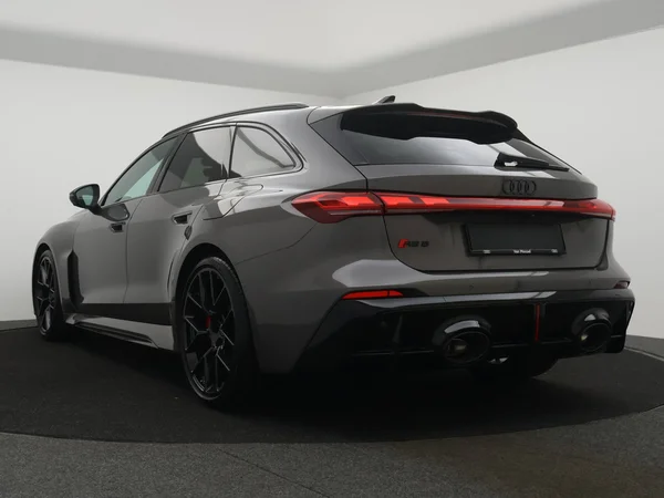 AUDI RS 5 Avant PHEV (2026) — foto 25 van 29