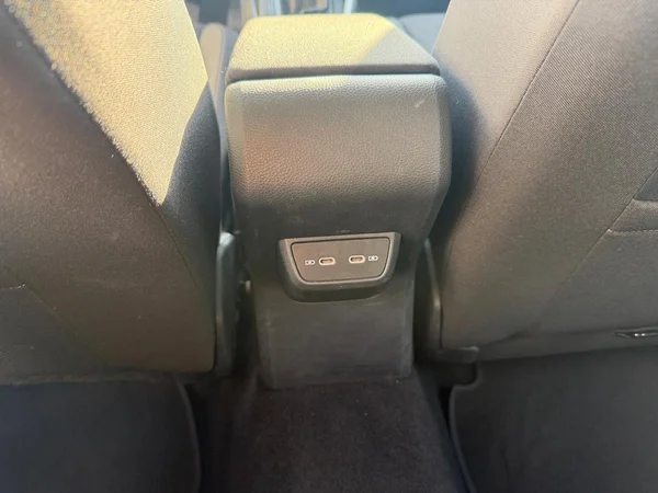 VOLKSWAGEN Polo (2022) — foto 6 van 20