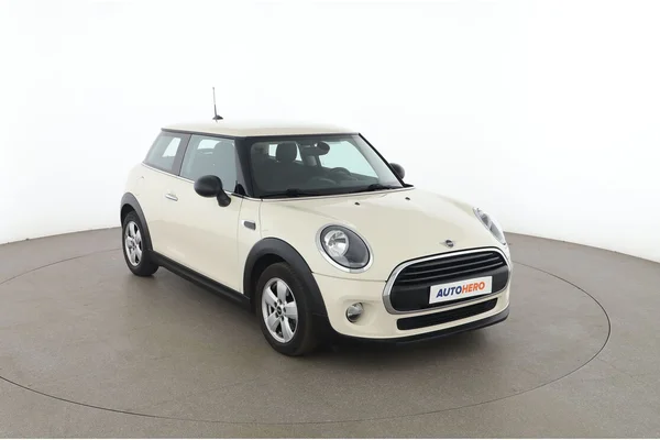 MINI Mini (2018) — foto 14 van 16