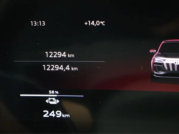 AUDI Q6 e-tron (2025) — foto 11 van 25