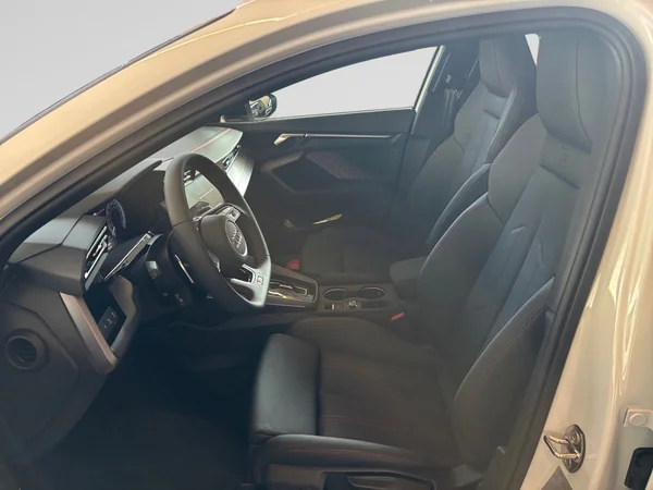 AUDI A3 Sportback PHEV (2025) — foto 4 van 24