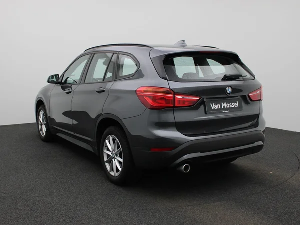 BMW X1 (2022) — foto 12 van 41