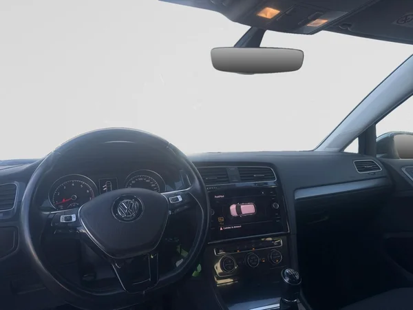 VOLKSWAGEN Golf VII (2017) — foto 9 van 21