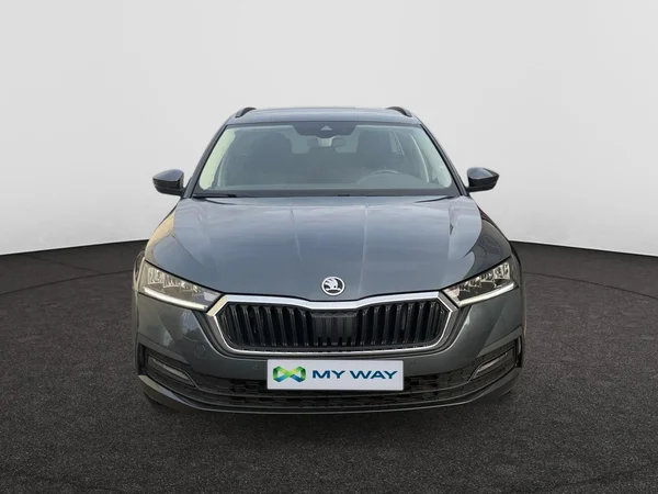 SKODA Octavia Combi (2021) — foto 5 van 21
