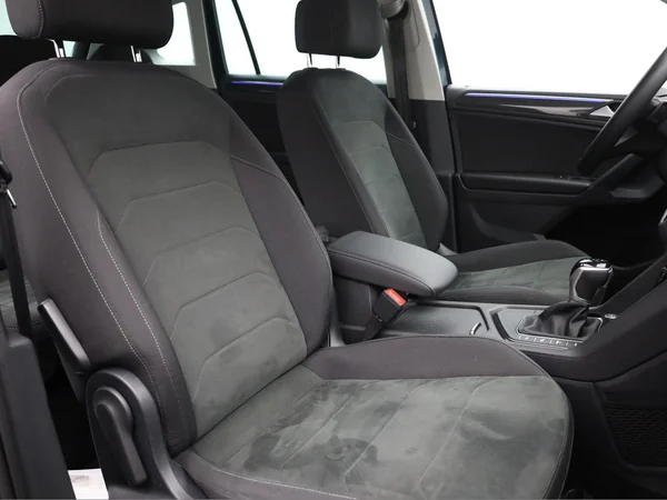 VOLKSWAGEN Tiguan eHybrid (PHEV) (2021) — foto 16 van 21