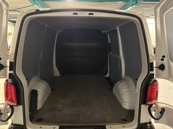 VOLKSWAGEN Transporter T6.1 1200 Fou Swb Dsl (2023) — foto 8 van 17