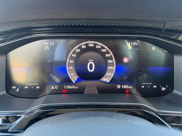 VOLKSWAGEN Polo (2023) — foto 6 van 21