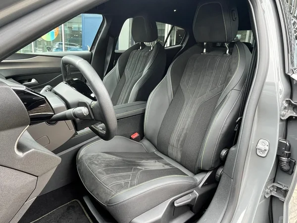 Peugeot 408 (2026) — foto 2 van 18