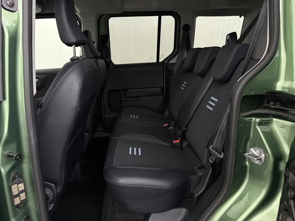 FORD TOURNEO COURIER (2025) — foto 5 van 28