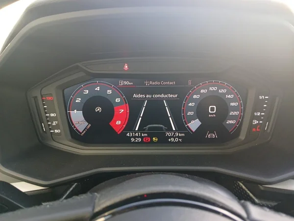 AUDI A1 Allstreet (2023) — foto 17 van 18