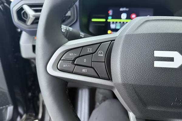 Dacia Duster (2026) — foto 6 van 17