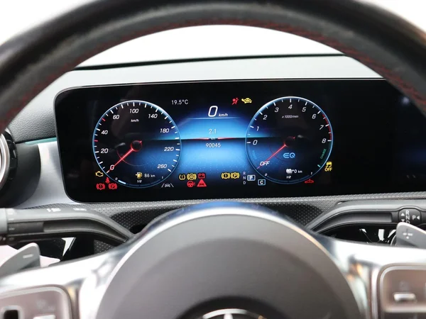 Mercedes-Benz A-Klasse (2022) — foto 4 van 26