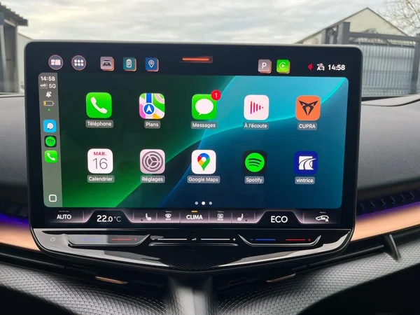 CUPRA Tavascan (2025) — foto 13 van 17